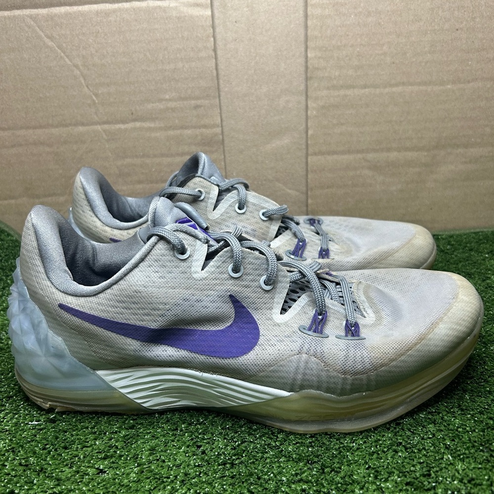Size 9.5M- Nike Zoom Kobe Venomenon 5 Wolf Grey